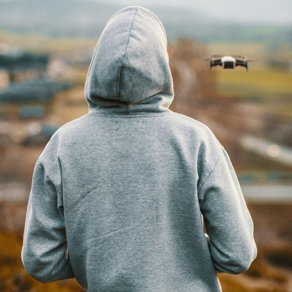 Sudadera con capucha